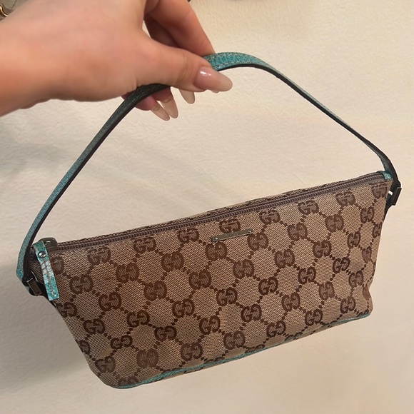 Gucci Handbags - Turquoise Gucci Purse